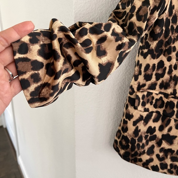 Leopard jacket - Picture 2 of 5